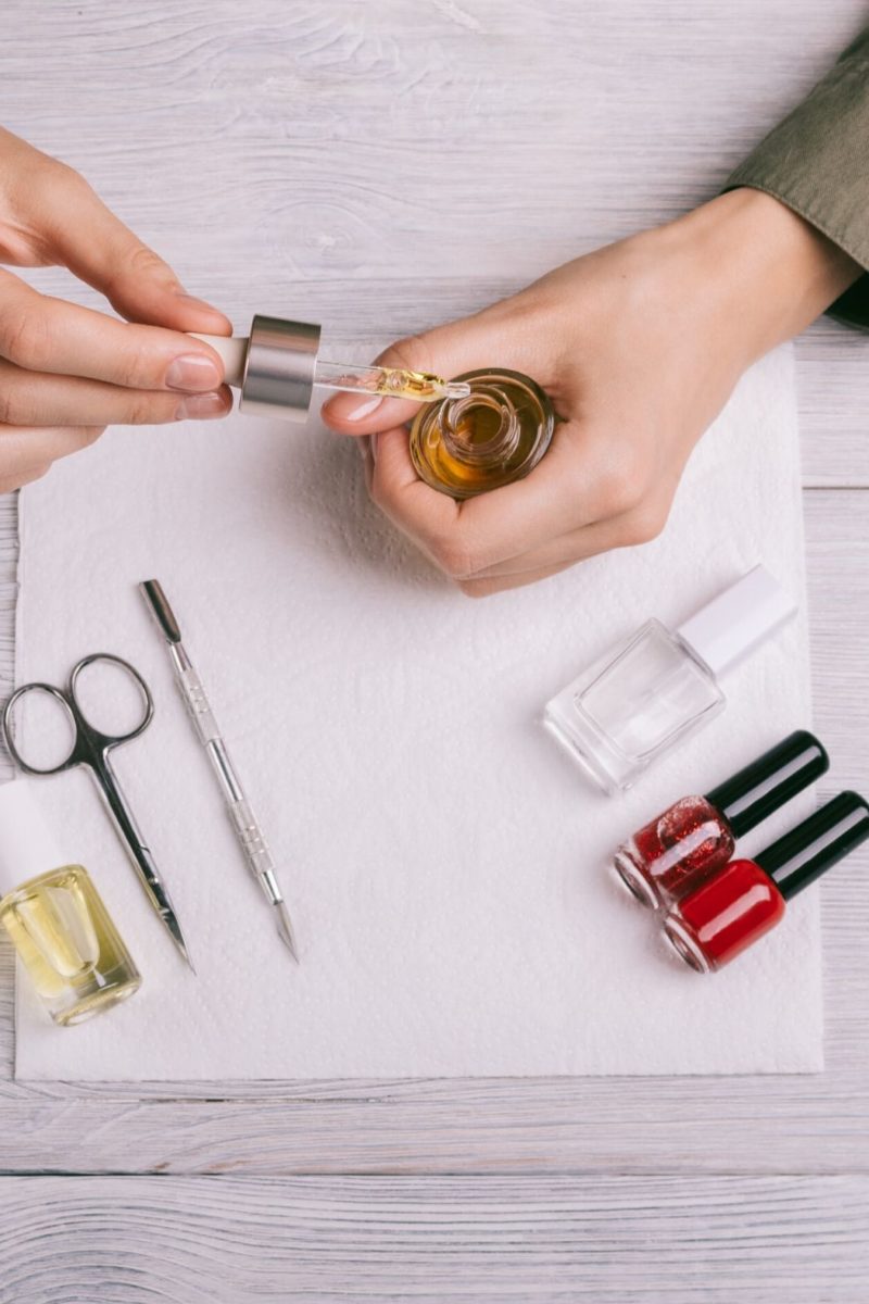 Need to strengthen your nails, especially after removing a gel manicure? Here are 6 simple tips if you have weak, dry or brittle nails.